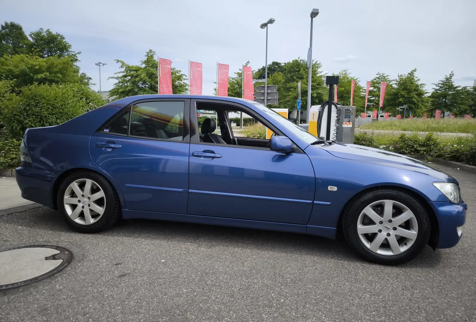 Lexus IS 200 / 2 Hand/ Rentnerfahrzeug geb.1951/ Rostfrei ! - 2