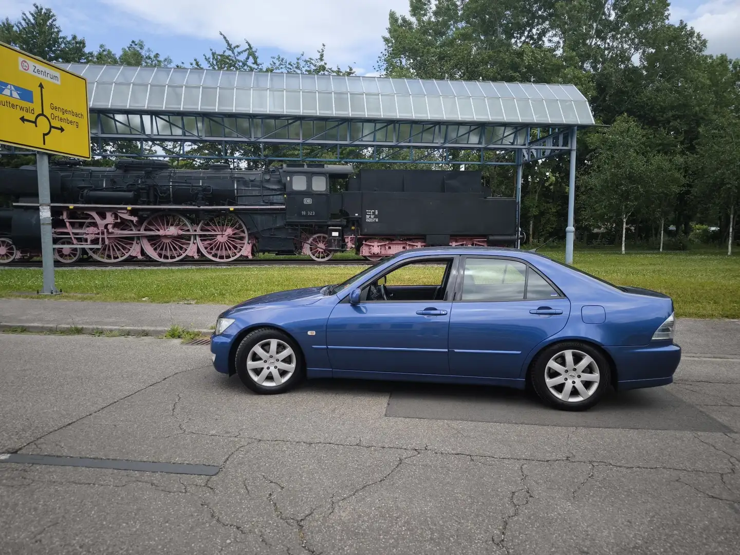 Lexus IS 200 / 2 Hand/ Rentnerfahrzeug geb.1951/ Rostfrei ! - 1
