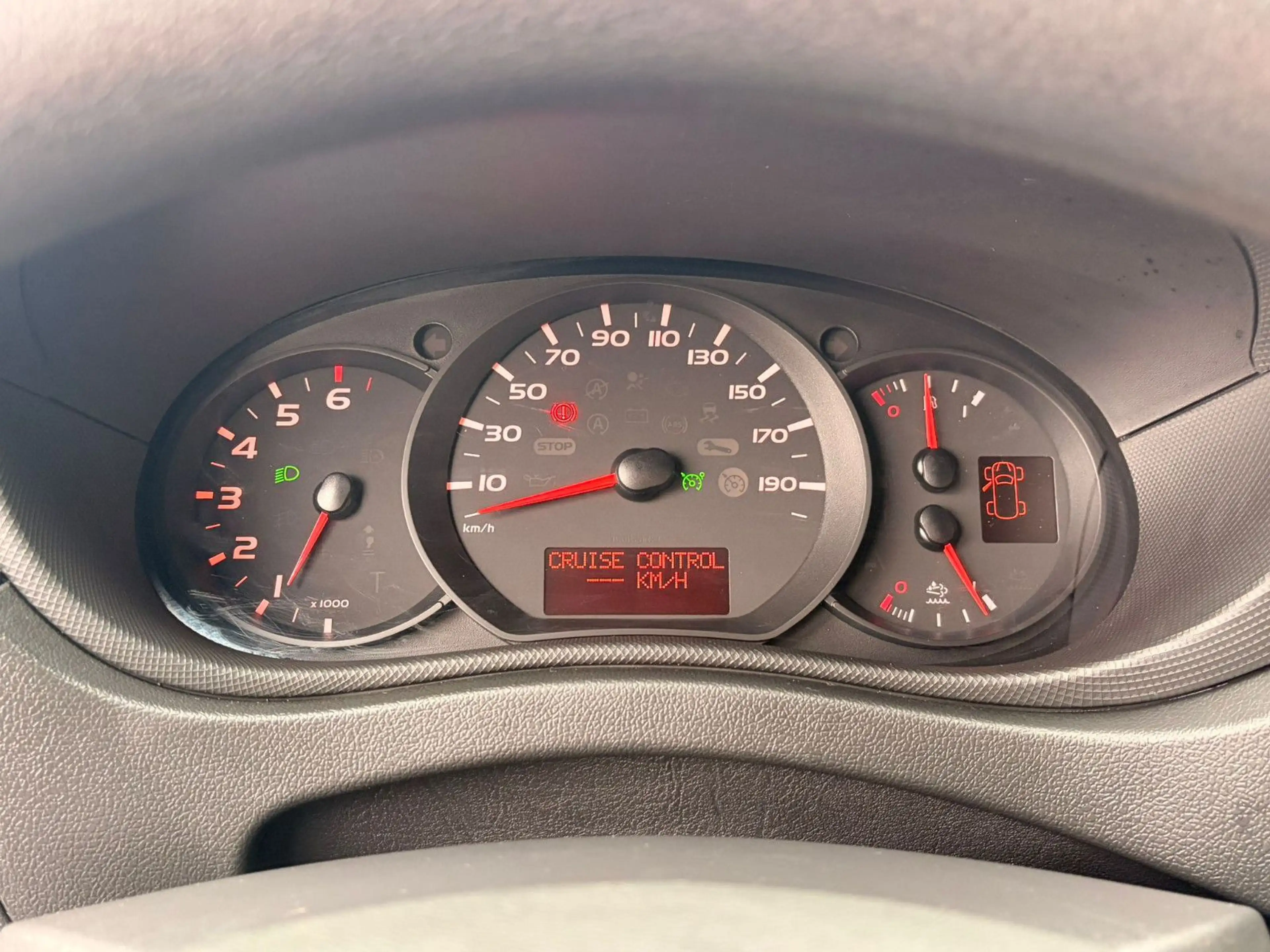 Renault Master III Kasten L3H2 HKa 3,5t — photo 14