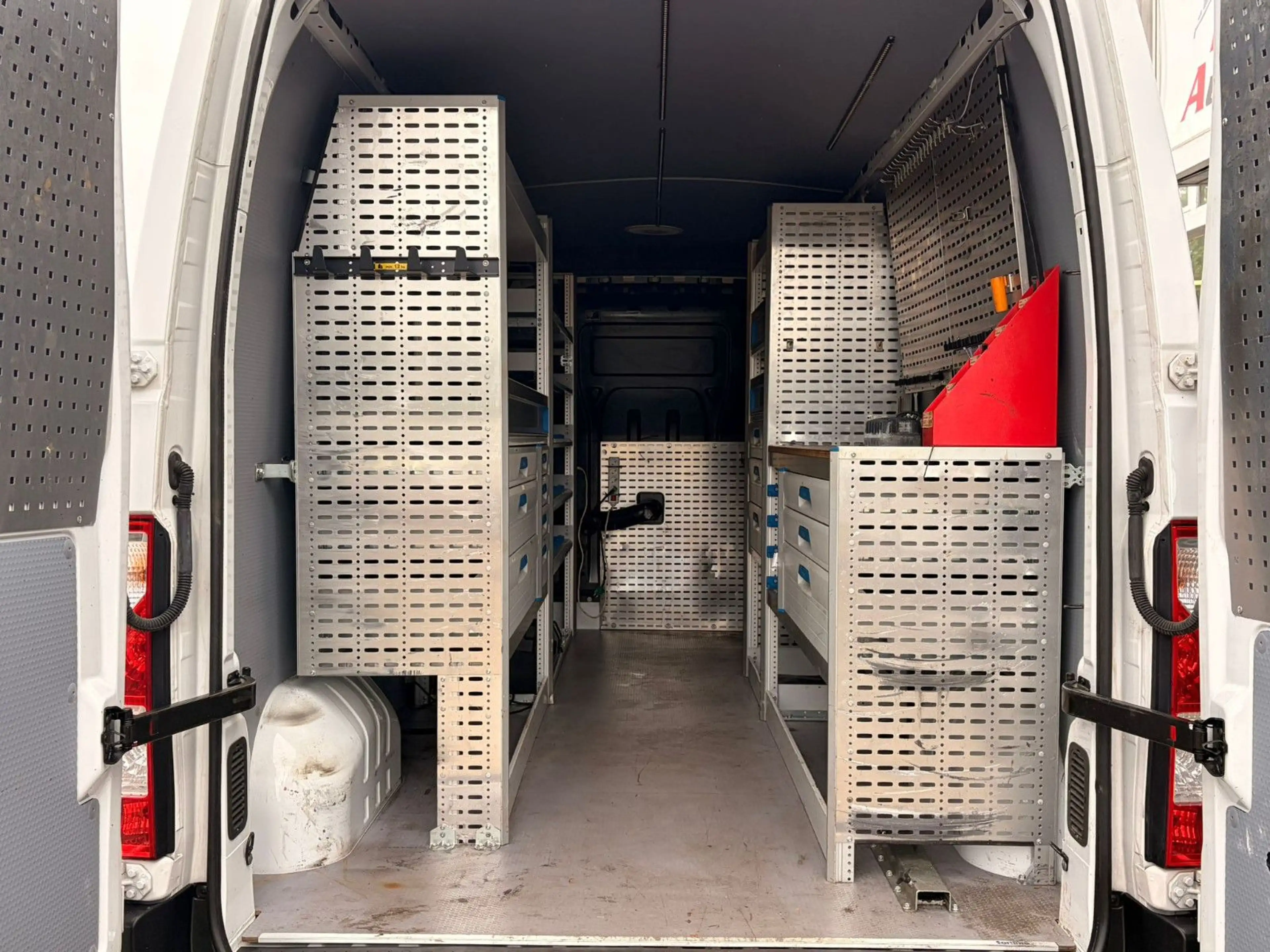 Renault Master III Kasten L3H2 HKa 3,5t — photo 7