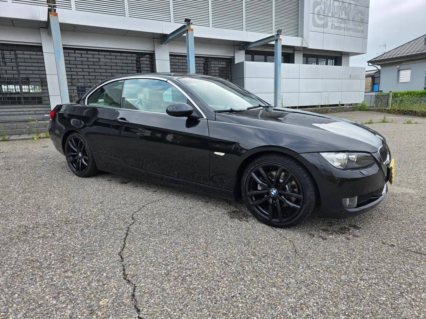 BMW 325 Nero - 2