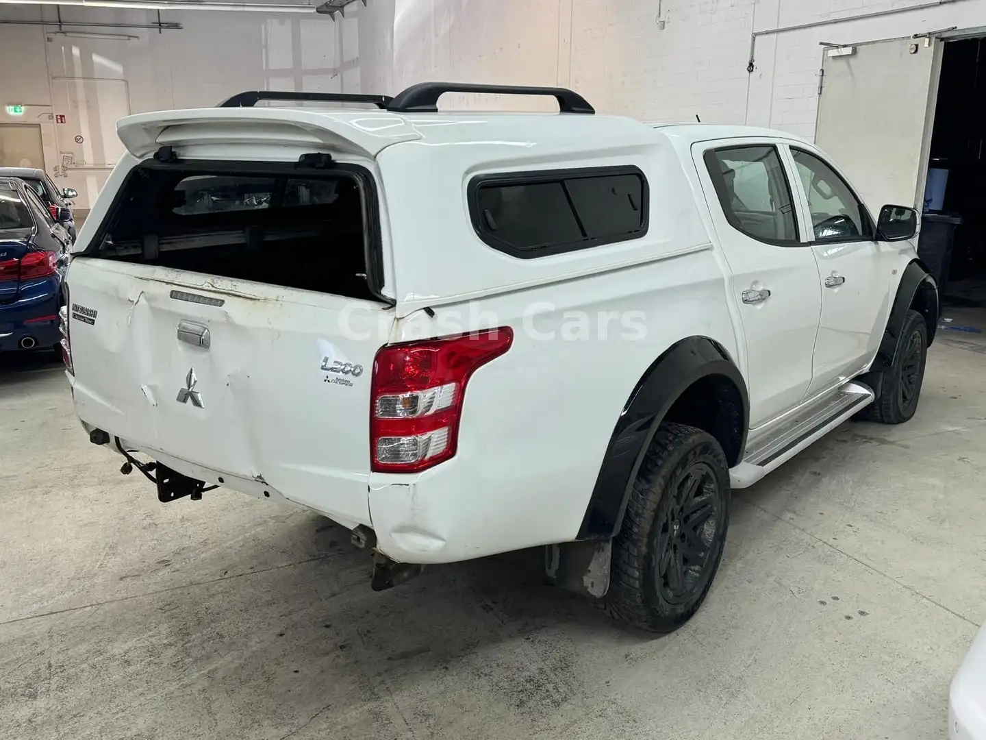 Mitsubishi L200 2.4 DI-D Doppelkabine 4WD*Pick-Up*Shz* Weiß - 1