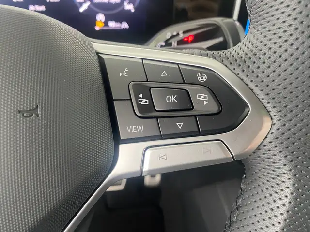 Volkswagen Tiguan view 15
