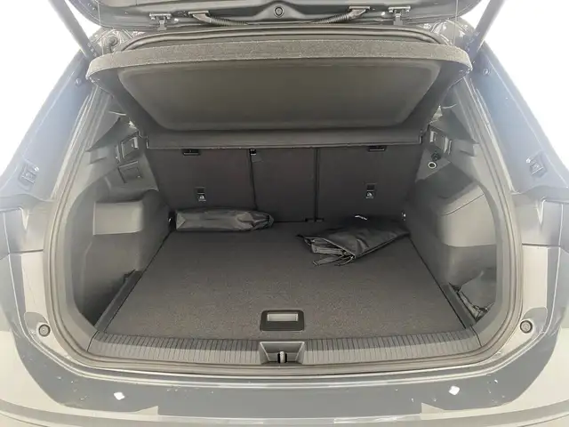 Volkswagen Tiguan view 7