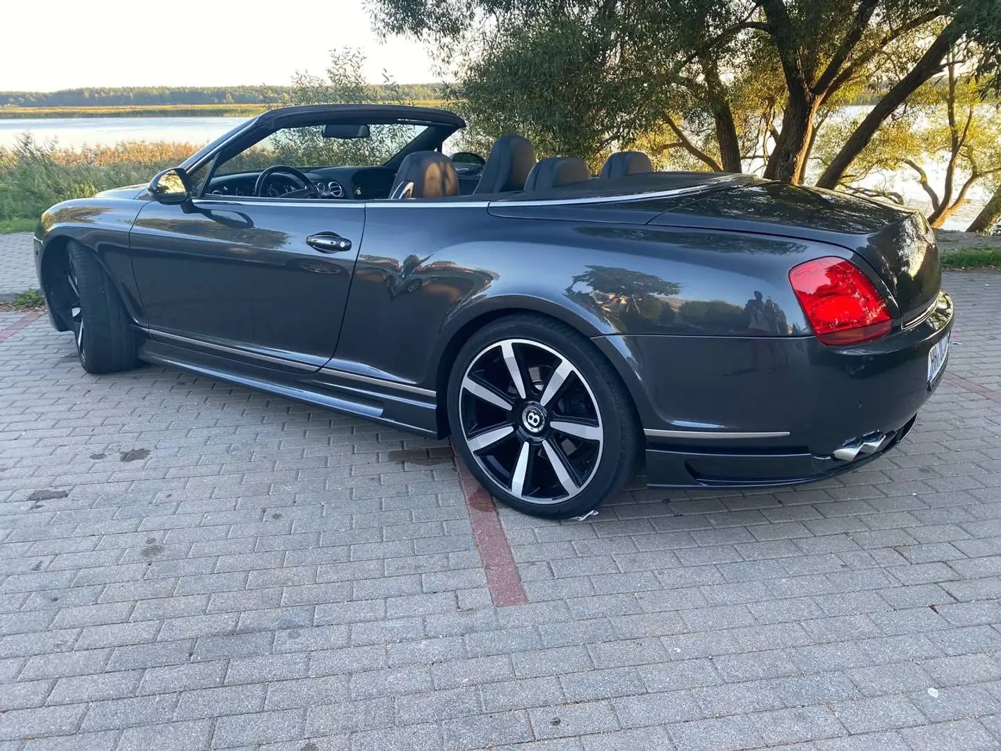 Bentley Continental GTC 6.0 W12 Gri - 2