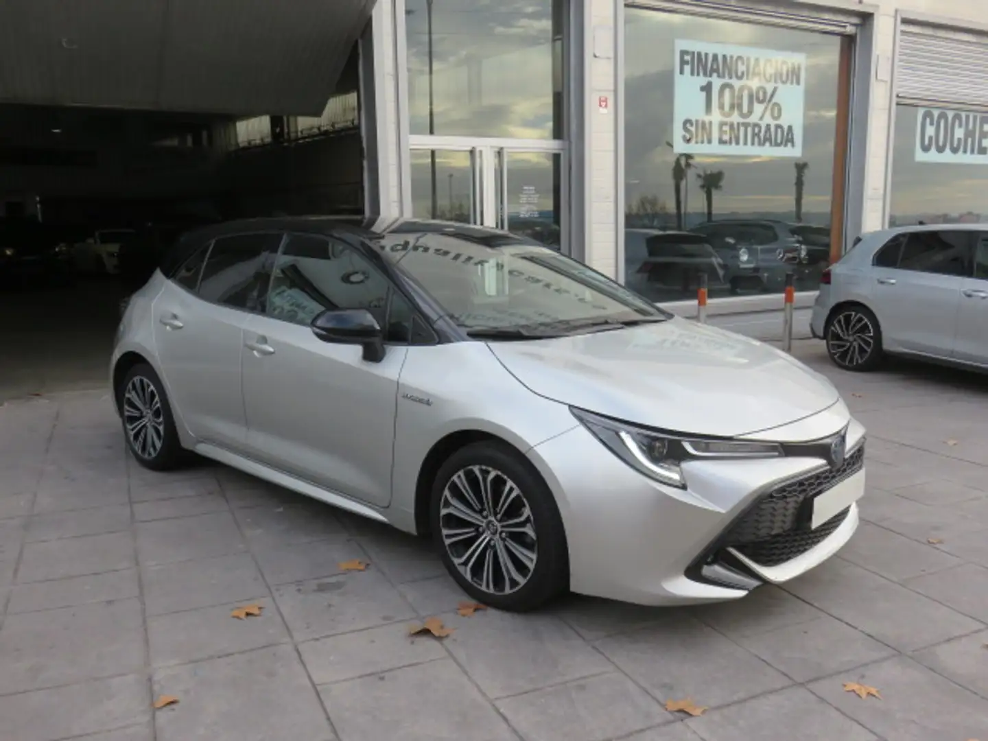 Toyota Corolla 180H Style Plateado - 1