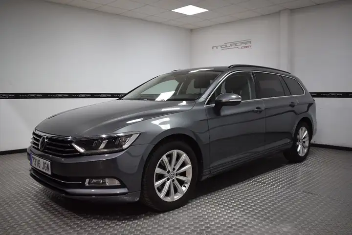 Volkswagen Passat VARIANT 2.0 TDI BMT Sport 2015