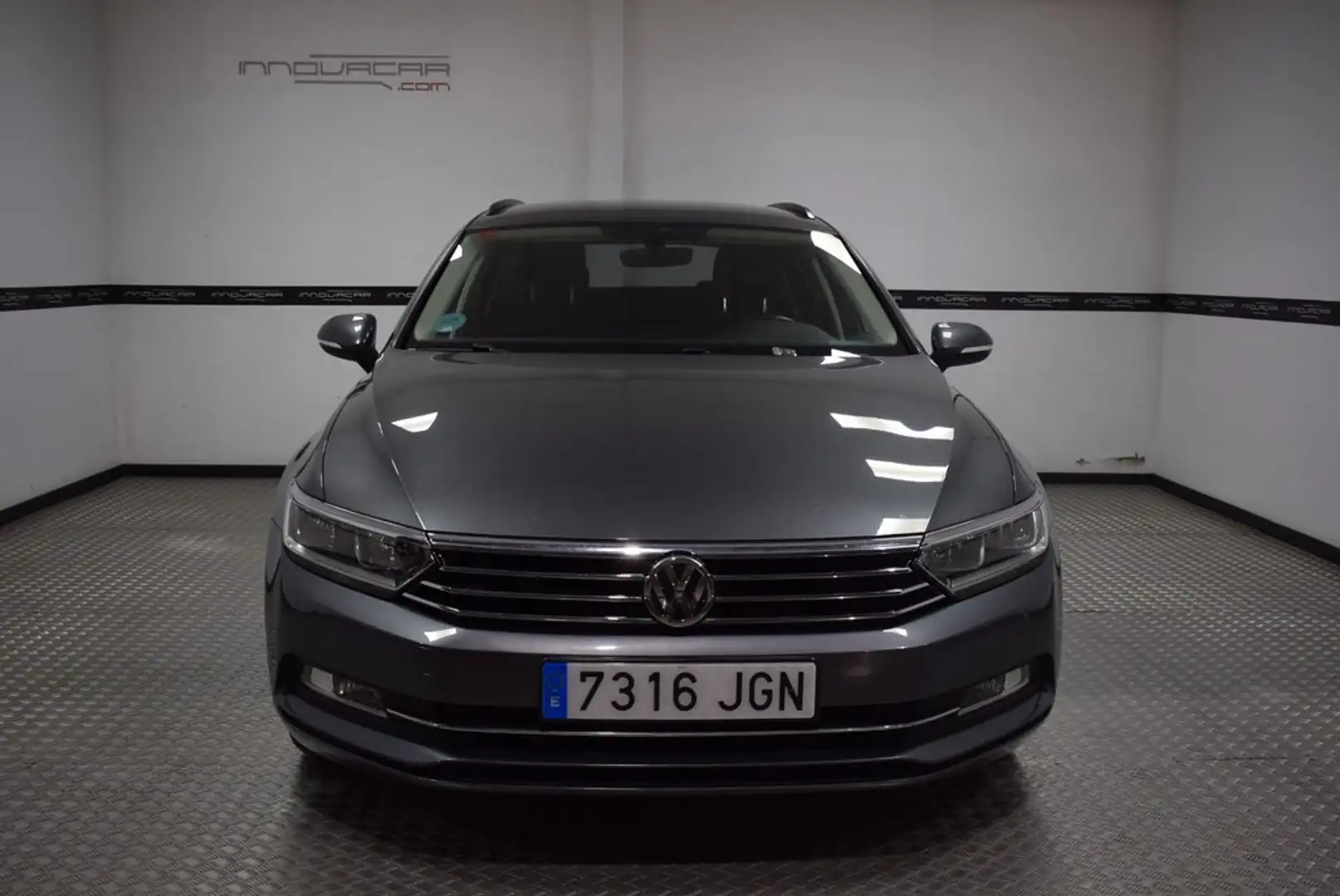 Volkswagen Passat Variant 2.0TDI Sport DSG6 110kW Gris - 2