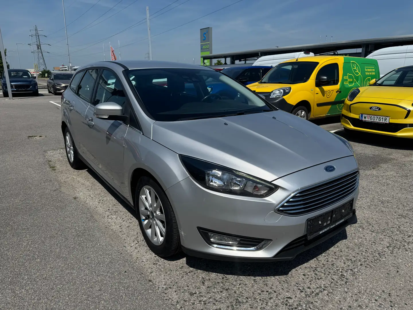 Ford Focus 1.5 TDCi Titanium Silber - 1