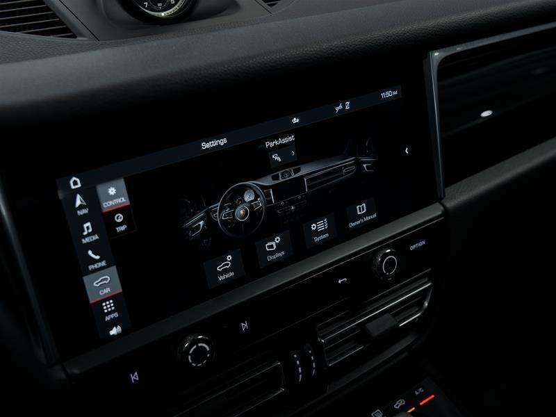 2023 Porsche Macan S thumb 34