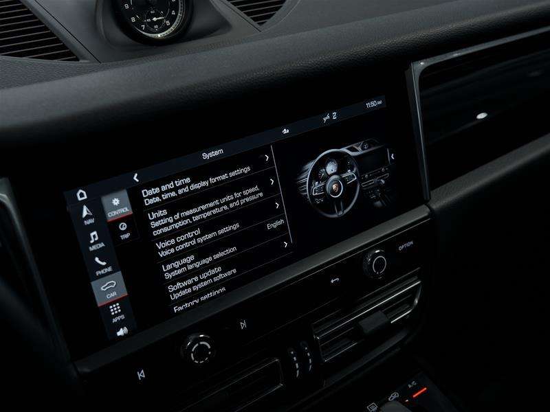 2023 Porsche Macan S thumb 36