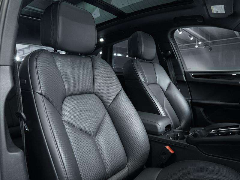 2023 Porsche Macan S thumb 22