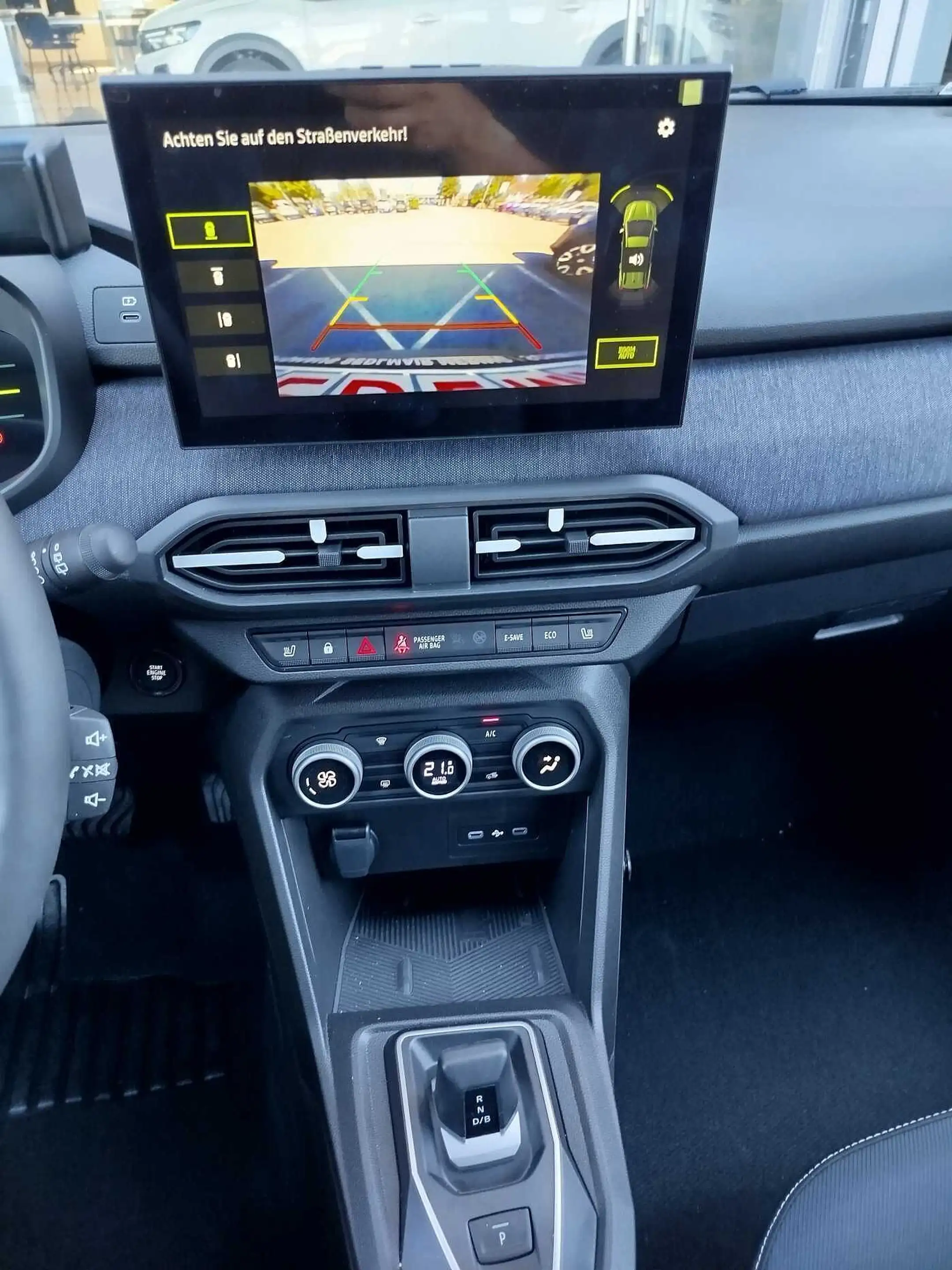 Dacia Jogger Journey 1.8 Hybrid 155 5-Sitzer Vollausstattung — photo 12