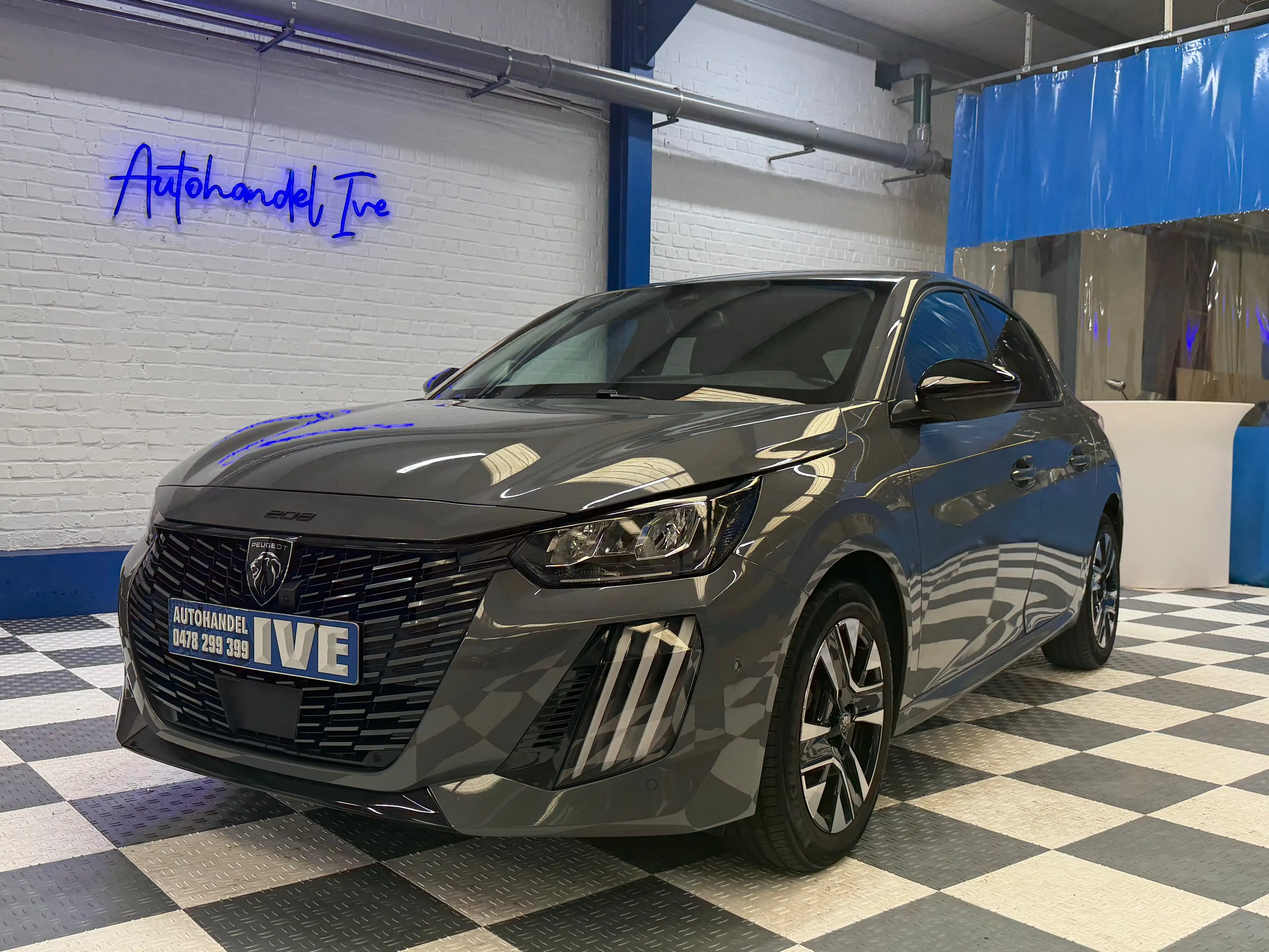 Peugeot 208 208 1.2i PureTech 100