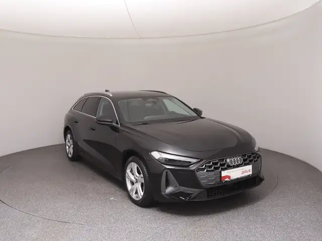 Audi A5 view 2