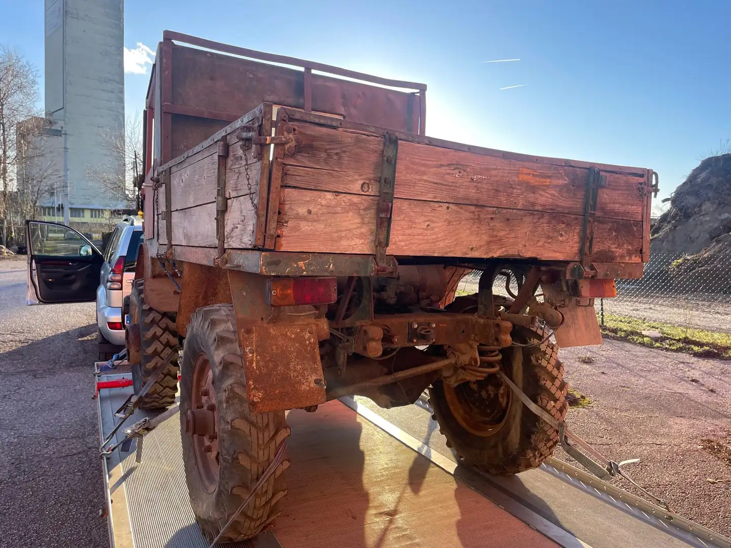 Mercedes-Benz 180 Unimog 411 Grün - 2
