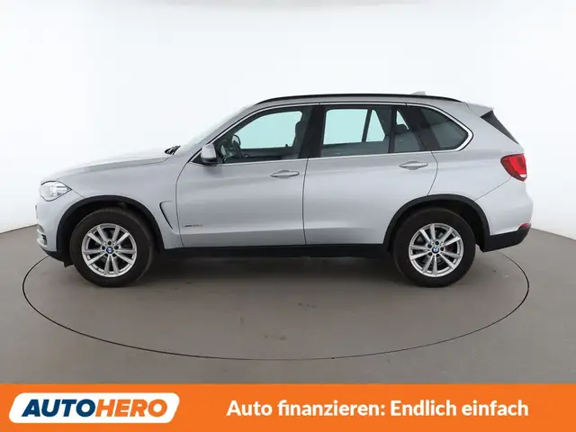 BMW X5 view 3