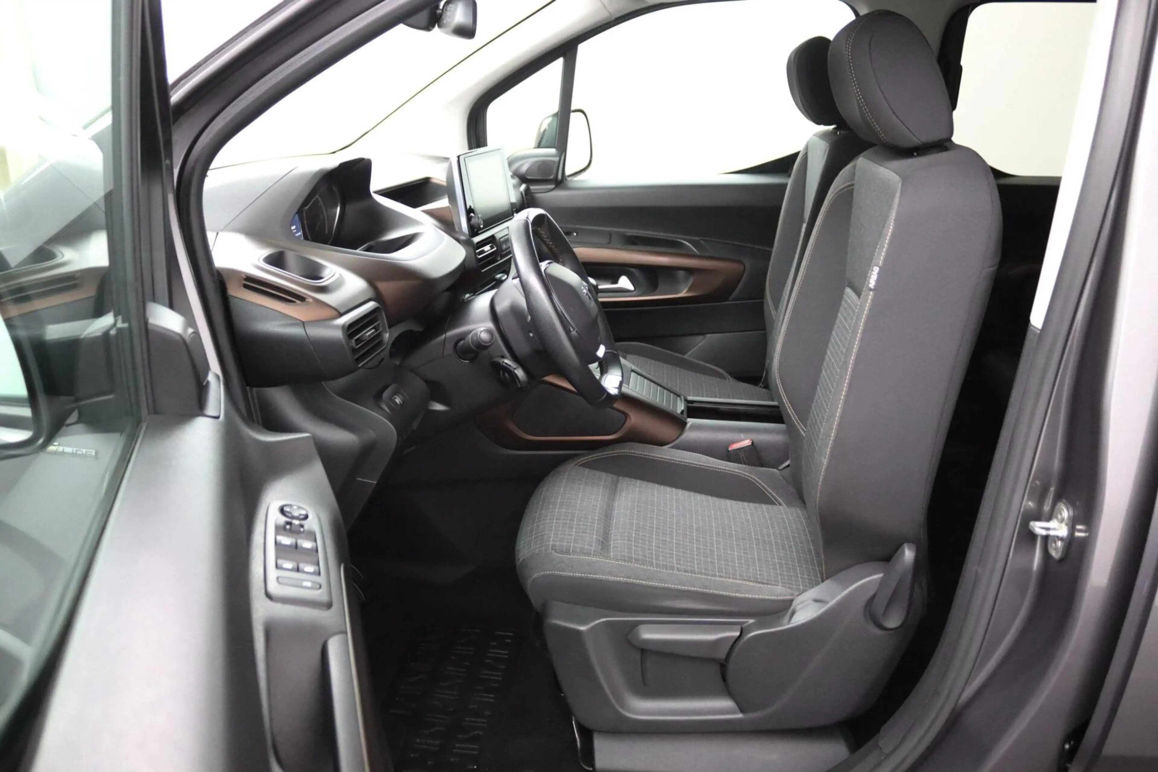 Peugeot Rifter 1.2 Puretech GT-Line | Climate Control | — photo 4