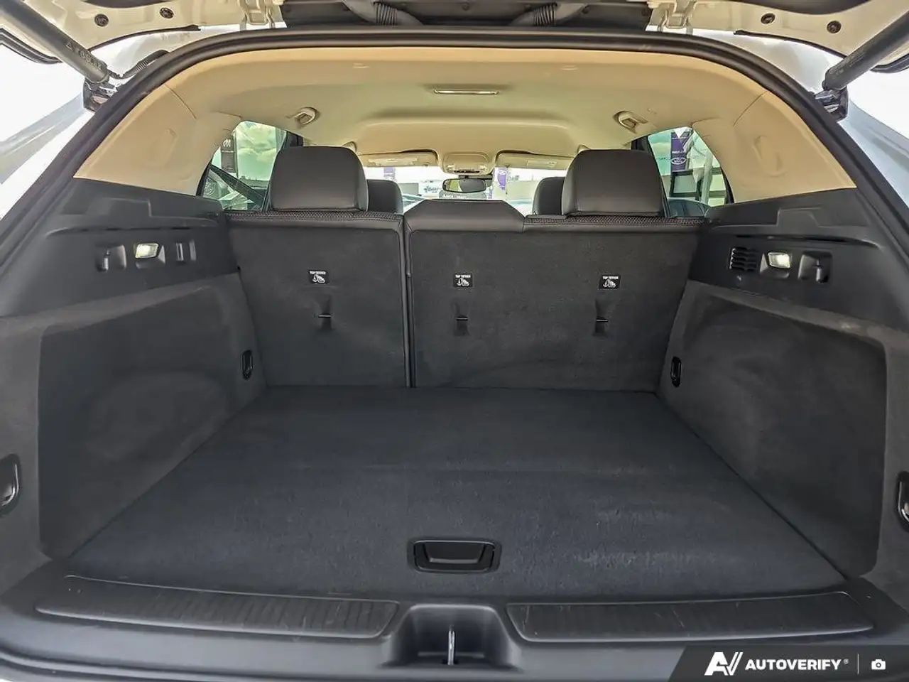 Buick Envision снимка Buick Envision