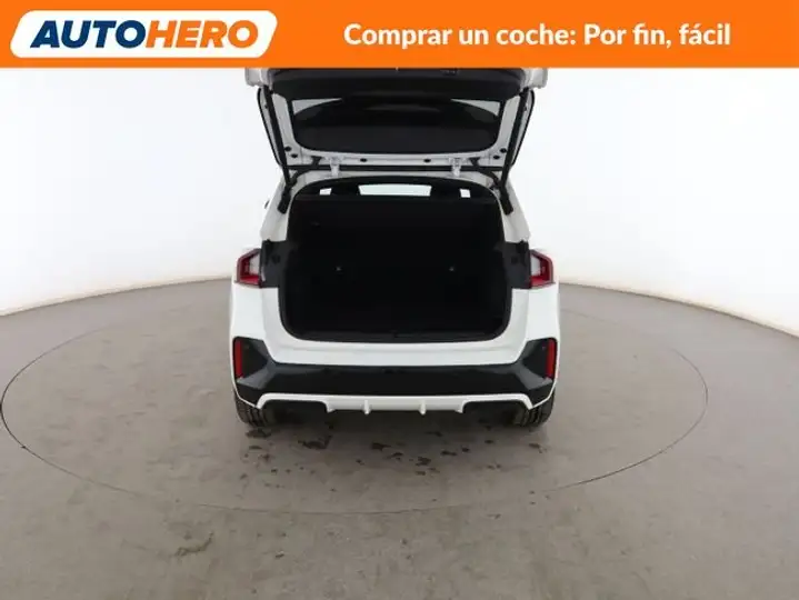 BMW X1 2023, foto 17