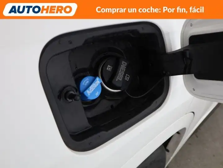 BMW X1 2023, foto 33