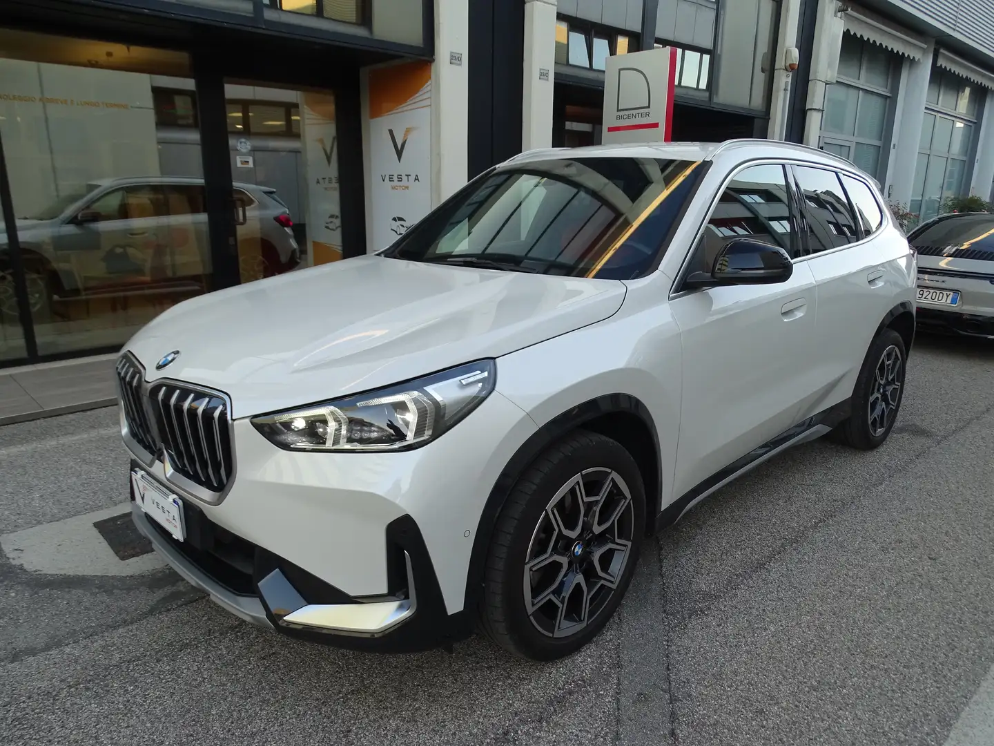 BMW X1 X1 U11 xdrive23d mhev 48V X-Line auto Blanc - 1