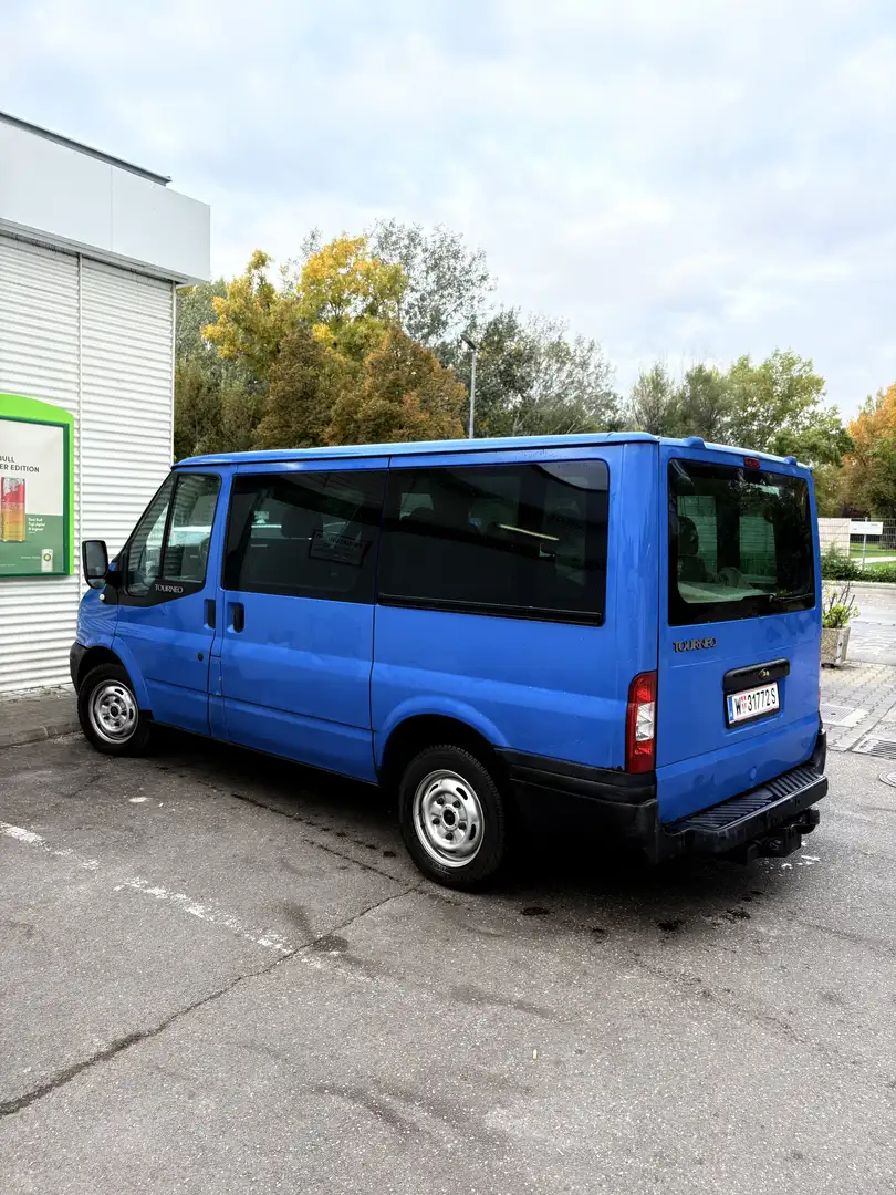 Ford Tourneo - 1