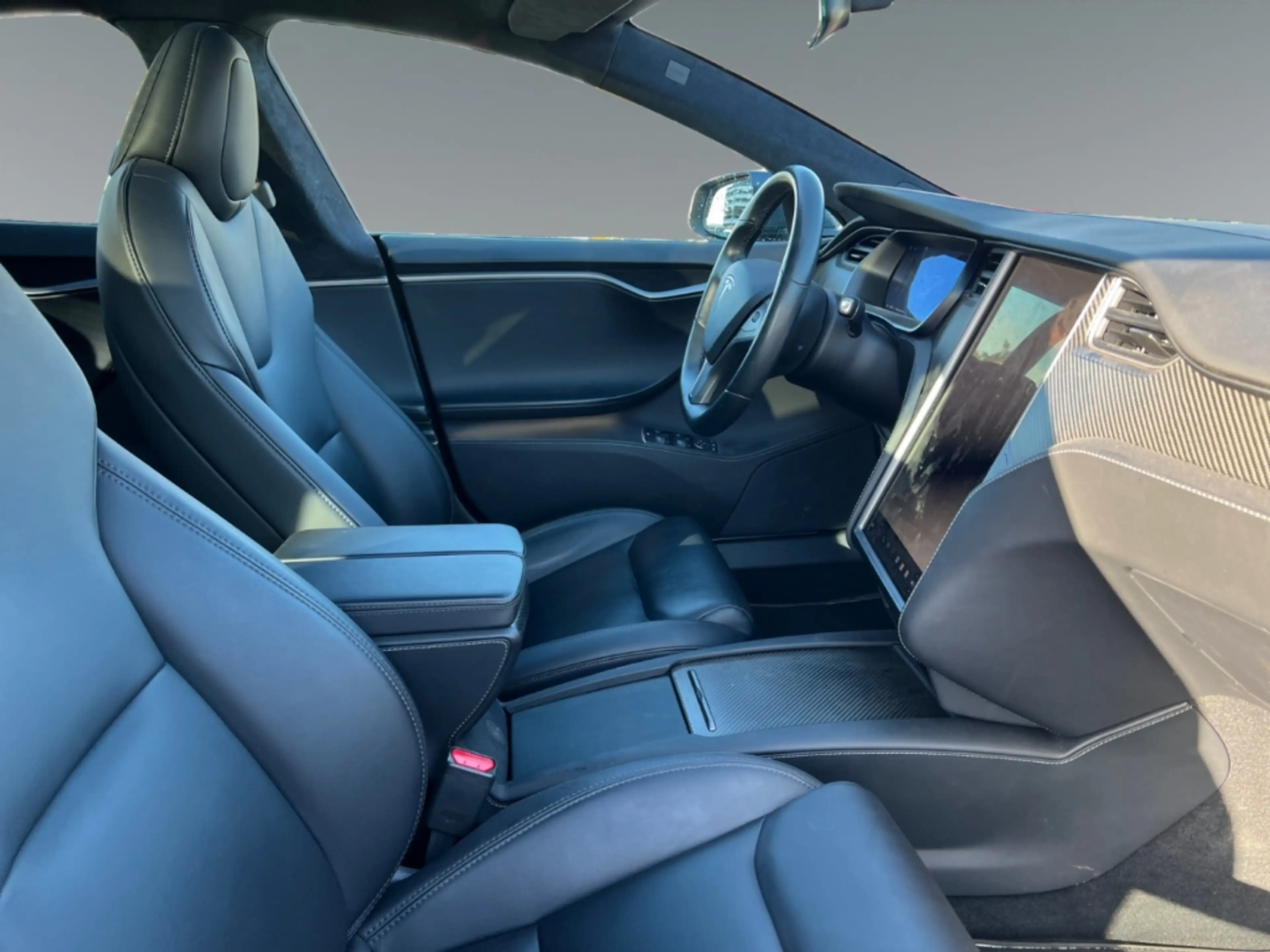 Tesla Model S Performance Luftfederung Panorama Navi LED Mehrzon — photo 8
