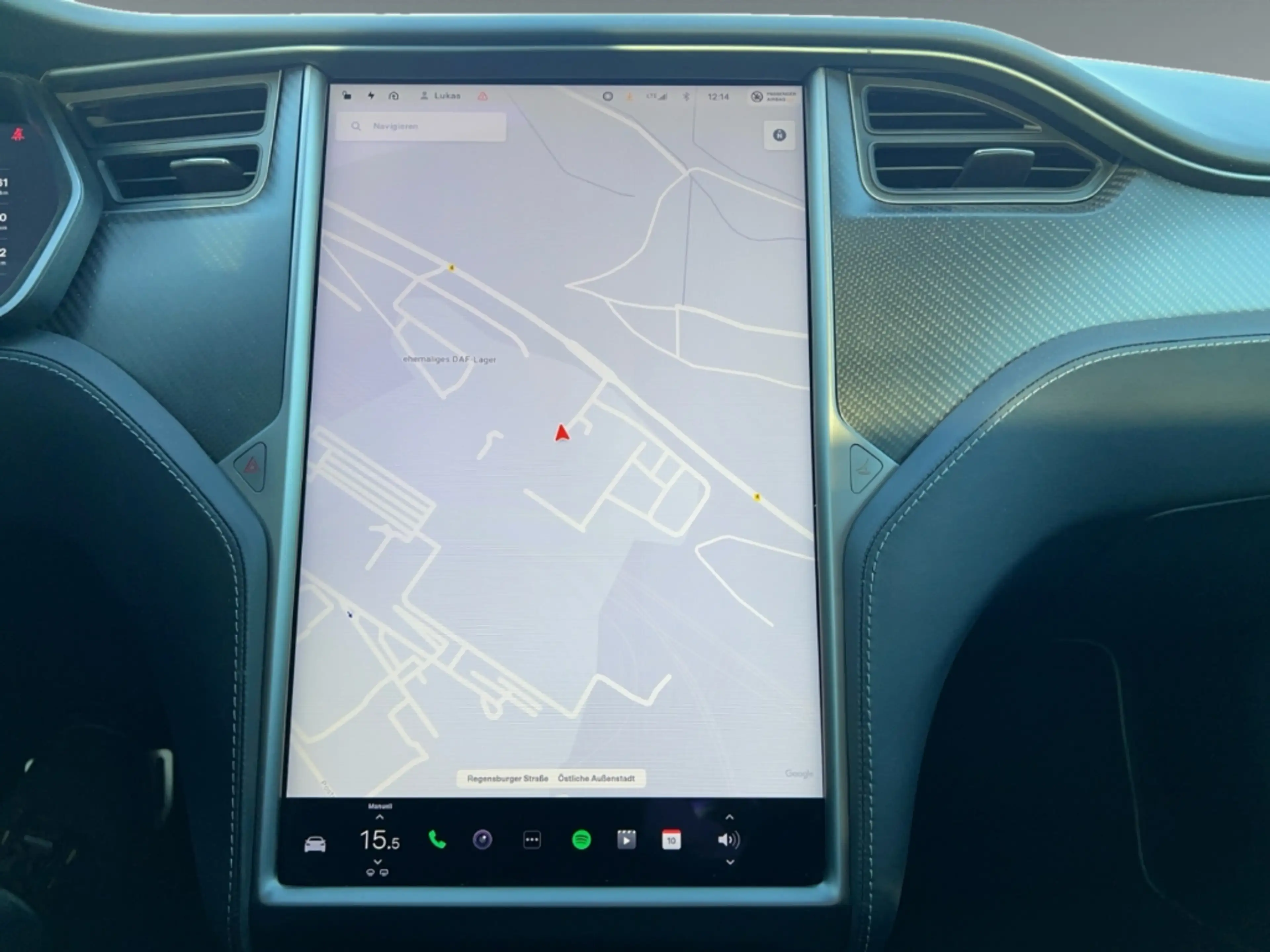 Tesla Model S Performance Luftfederung Panorama Navi LED Mehrzon — photo 13