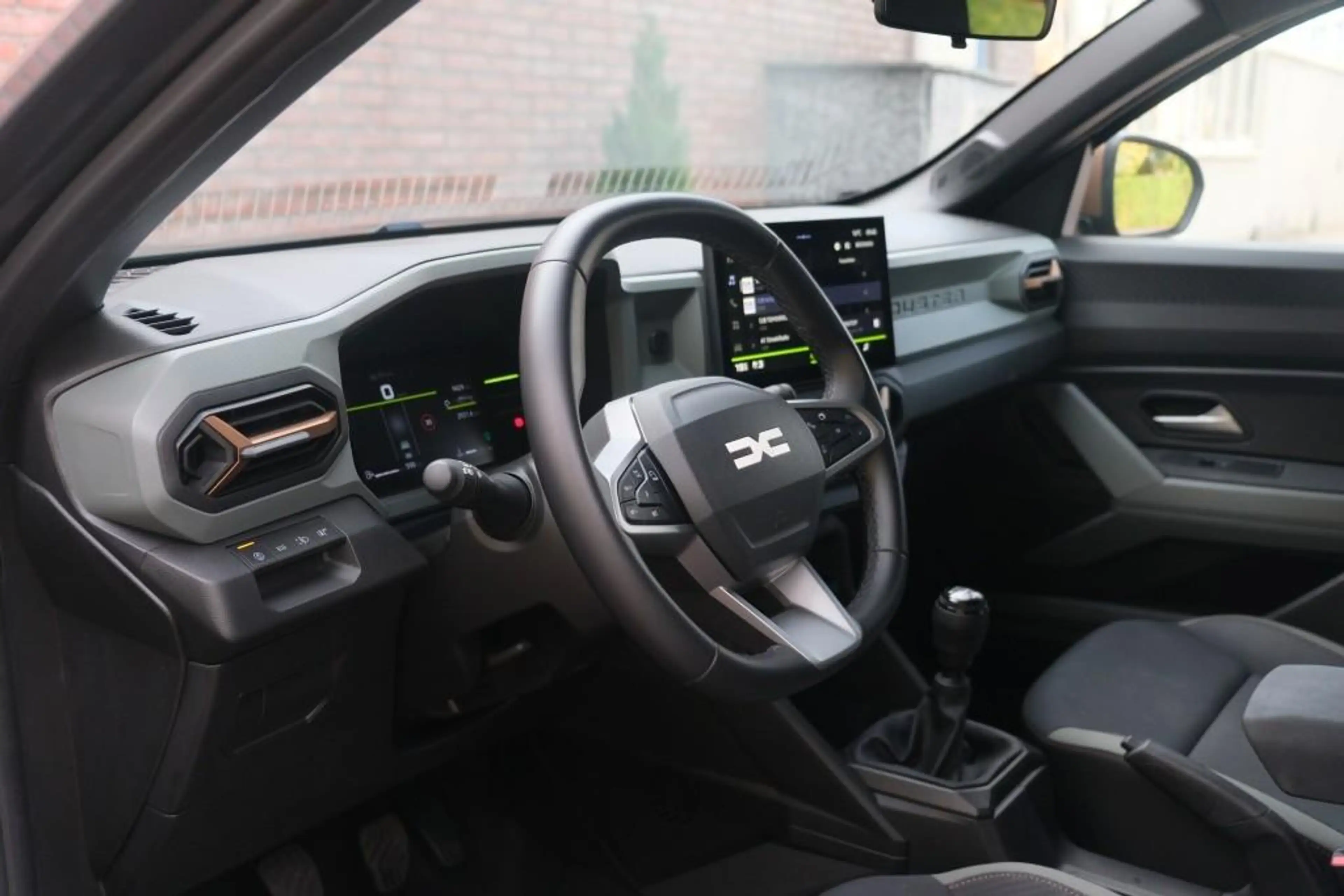 Dacia Duster 1.2 TCe mild hybrid 130pk Extreme - Achteruitrijca — photo 8