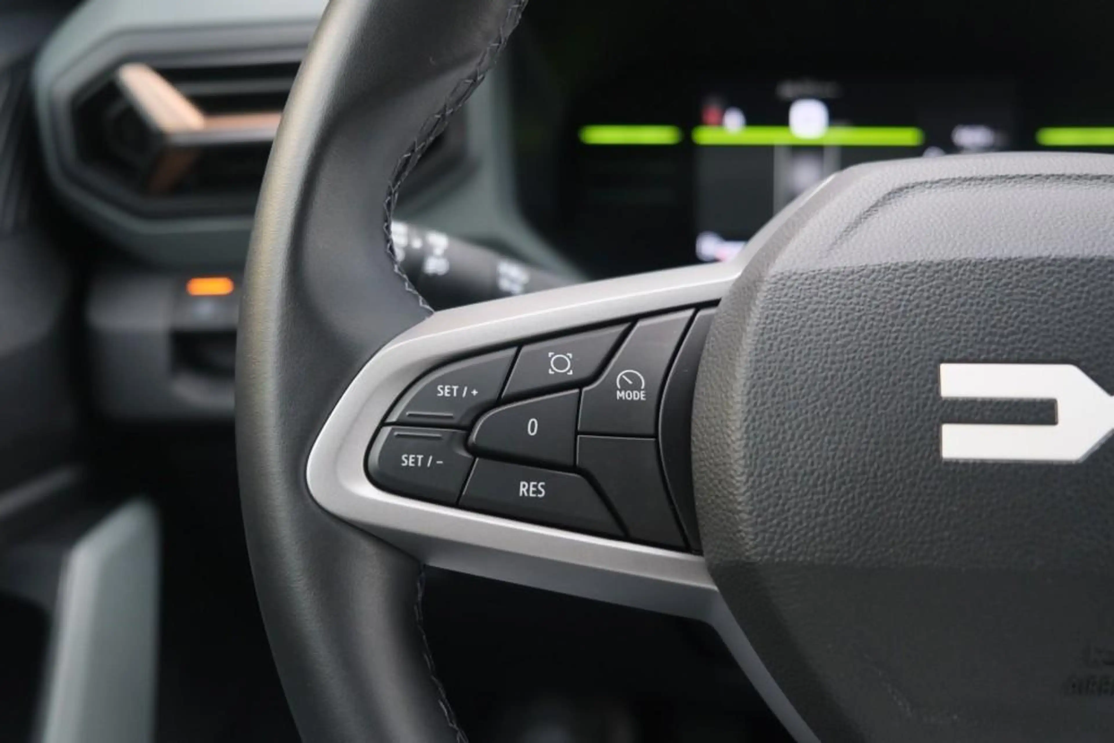 Dacia Duster 1.2 TCe mild hybrid 130pk Extreme - Achteruitrijca — photo 9