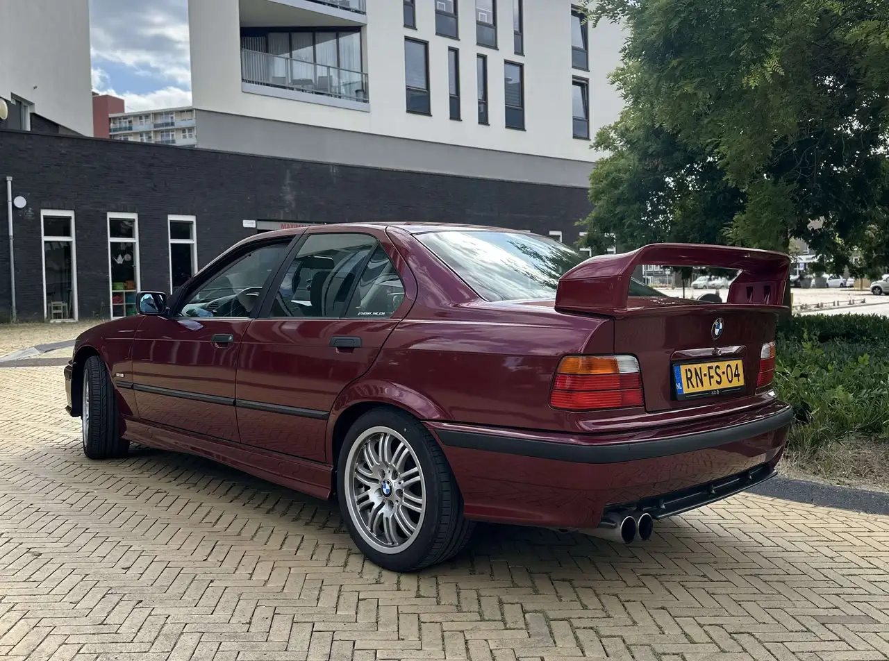 BMW 316i Exclusiv Edition, foto 3