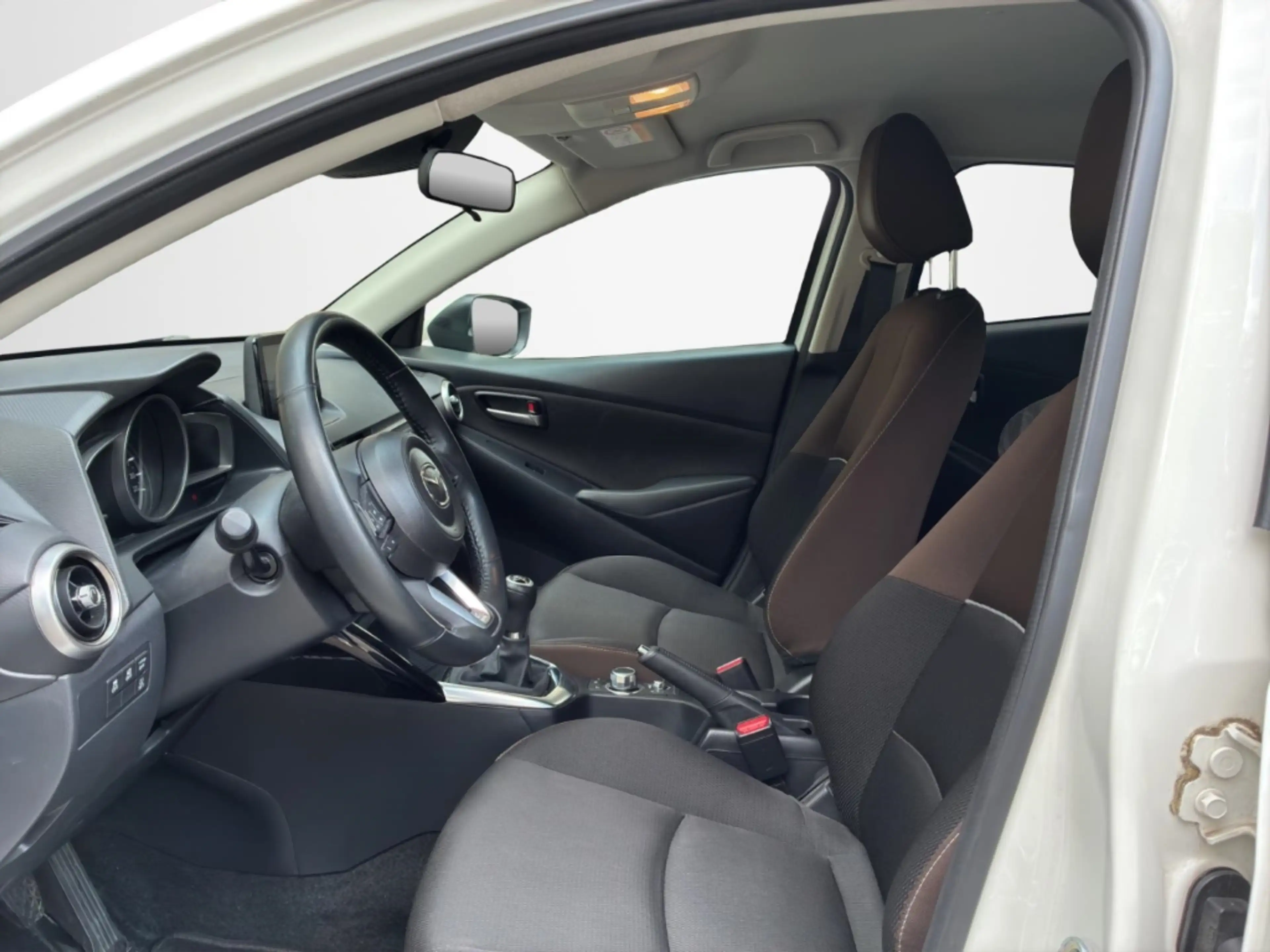 Mazda 2 Exclusive-Line SKYACTIV-G 90 AL-EXCLUSIVE TOU-P1 N — photo 9