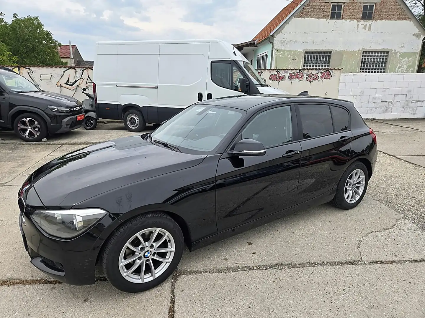 BMW 116 d Efficient Dynamics Edition Österreich-Paket, ... Schwarz - 1