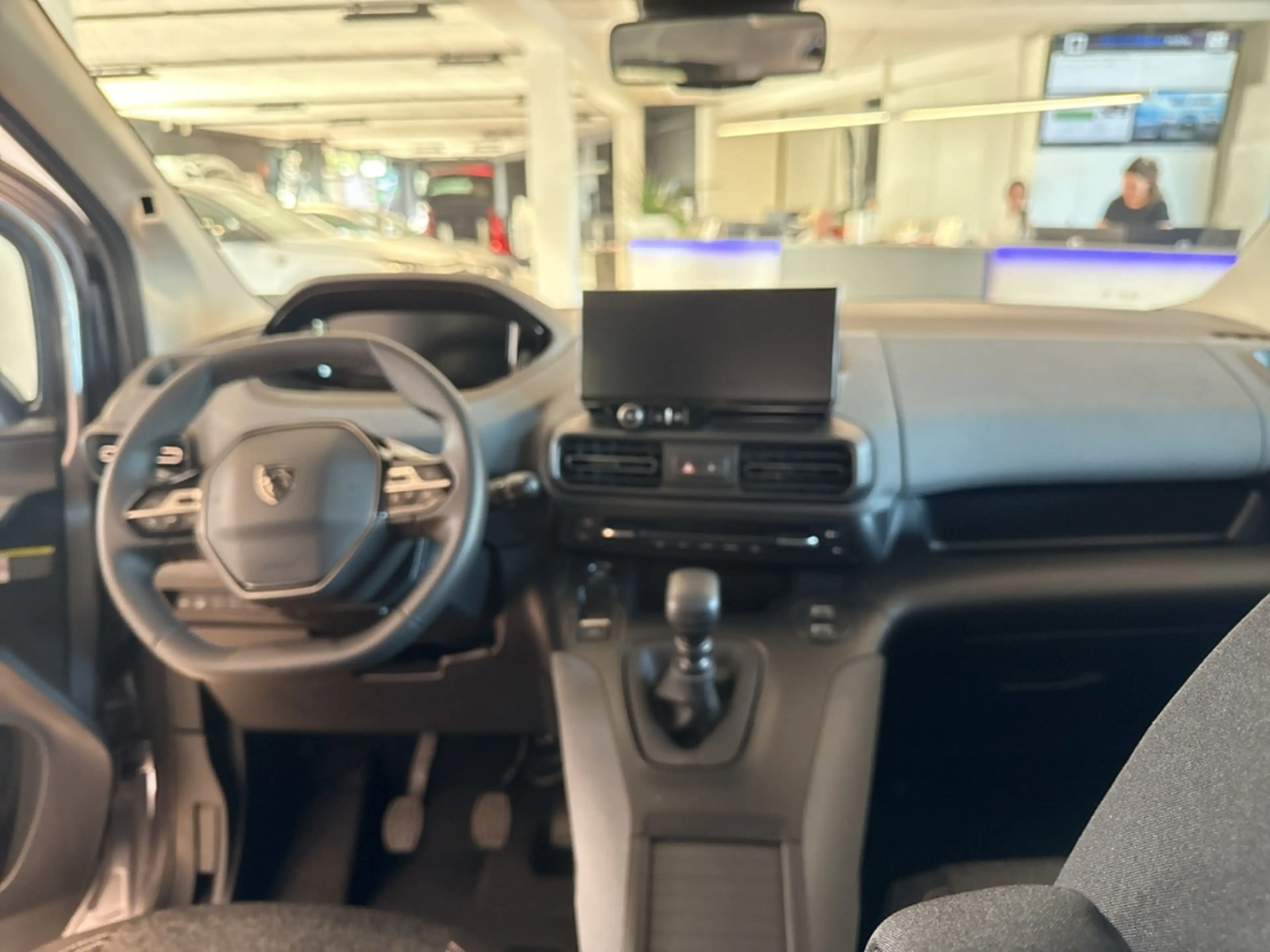 Peugeot Rifter Allure L1 WinterP*Techno-P.*RFK*EPH*Klima*Nebel*L- — photo 7