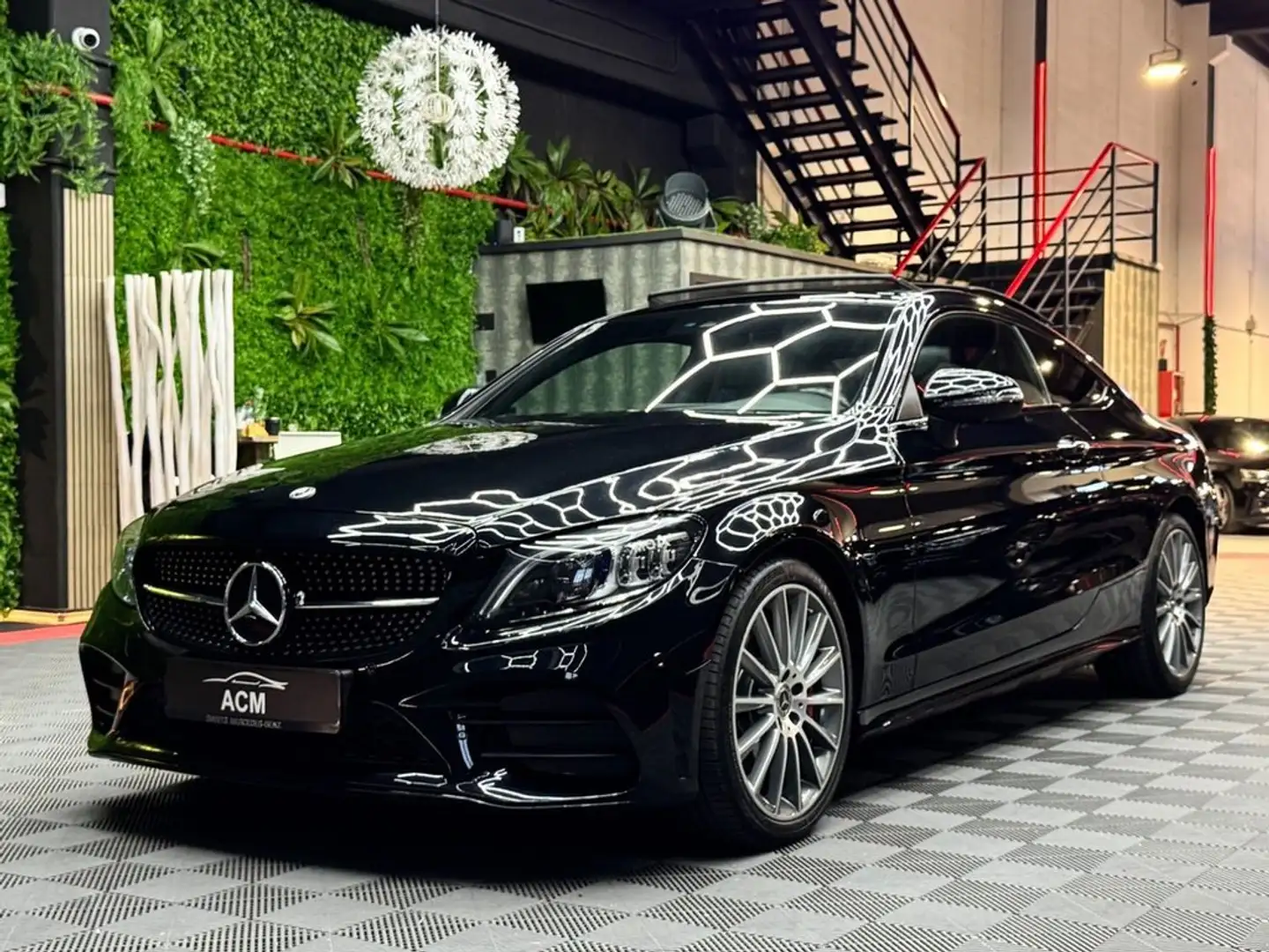 Mercedes-Benz C 300 Coupé Negro - 1
