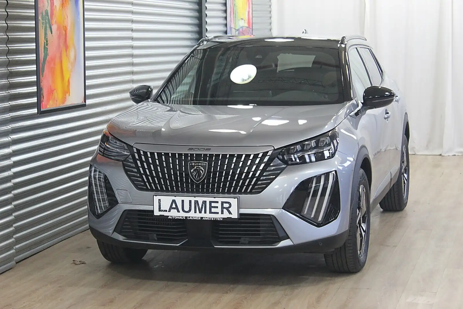 Peugeot 2008 Hybrid 136 e-DCS6 GT Grau - 2