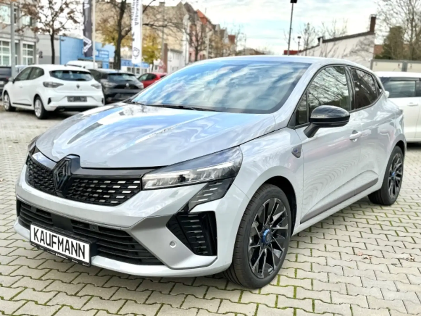Renault Clio V Esprit Alpine 1.6 E-TECH Hybrid 145 EU6e, Winter Grau - 1