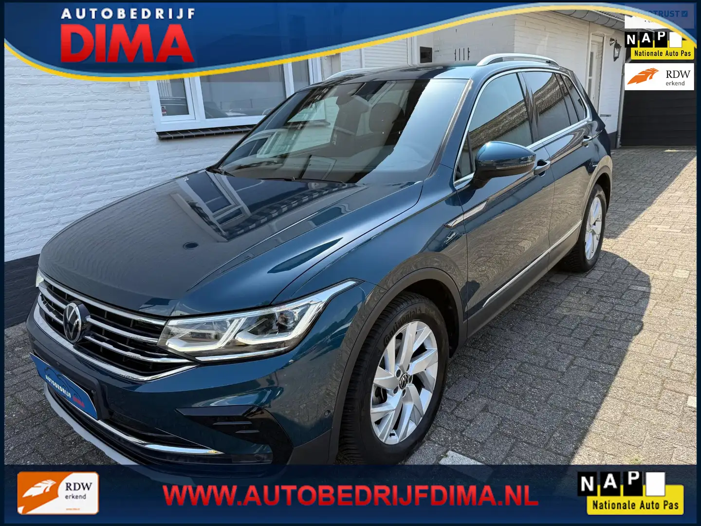 Volkswagen Tiguan 1.5 TSI Elegance Automaat/ 360 Camera/ Navi/ Leder Blauw - 1