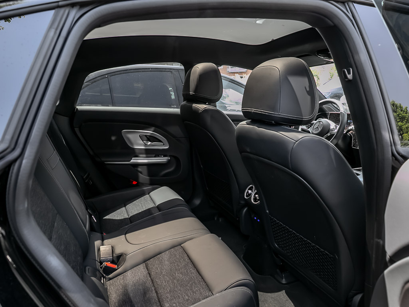 Mercedes-Benz CLA 250 + EQ PREMIUM Night Black Multibeam LED — photo 6