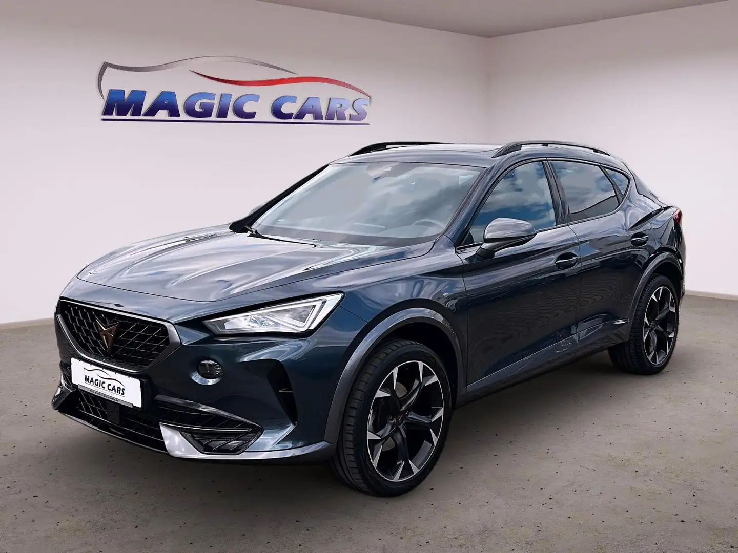 CUPRA Formentor 1.5 TSI DSG *Virtual*Kessy*Pano*LED* Grijs - 1