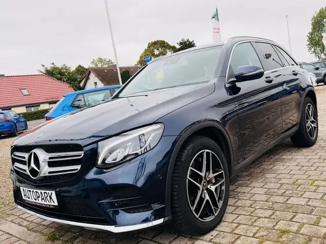 Mercedes-Benz GLC view 3