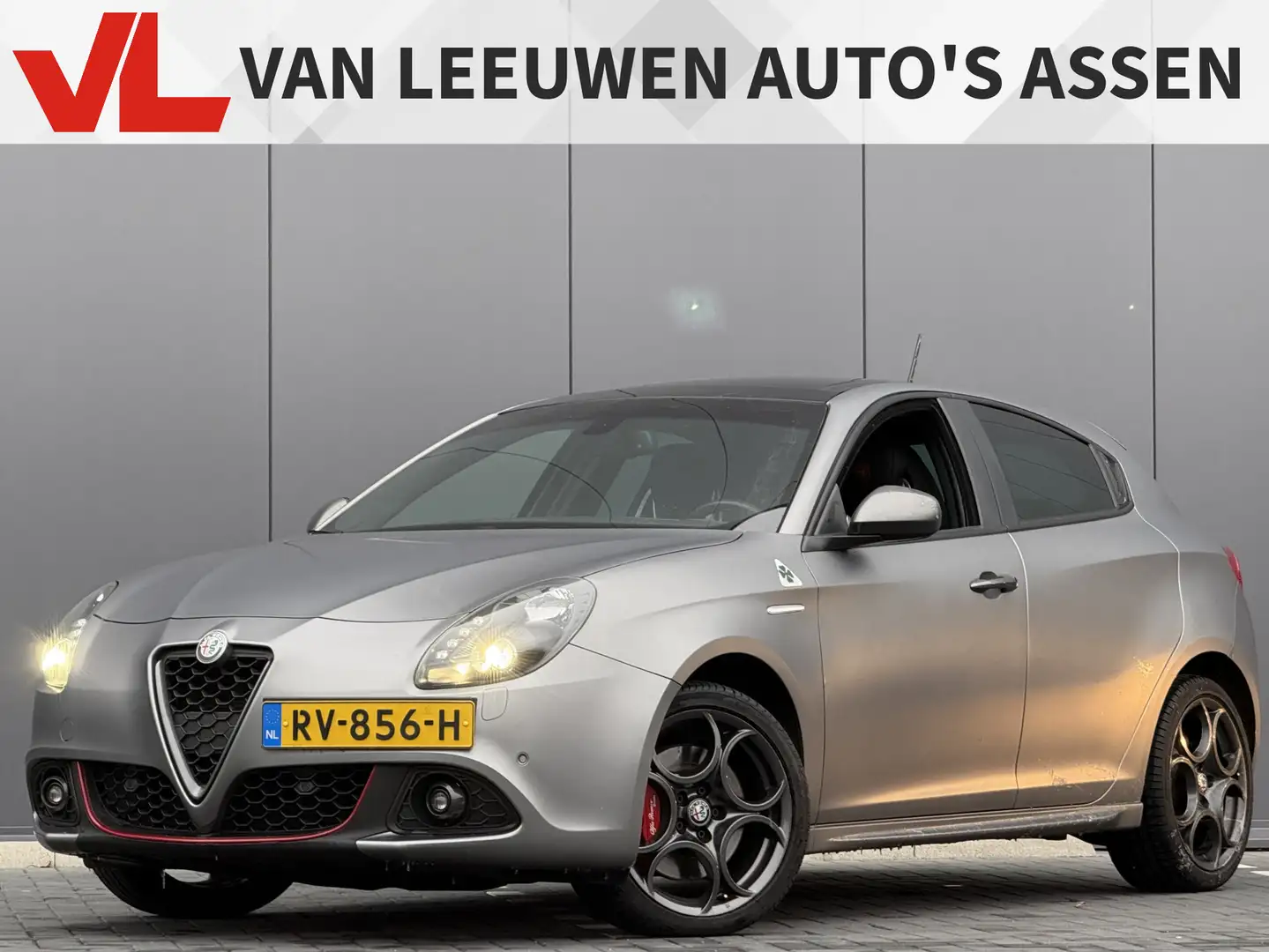 Alfa Romeo Giulietta 1.4 Turbo MultiAir 170 Super | QV Stoelen | Matte Gris - 1