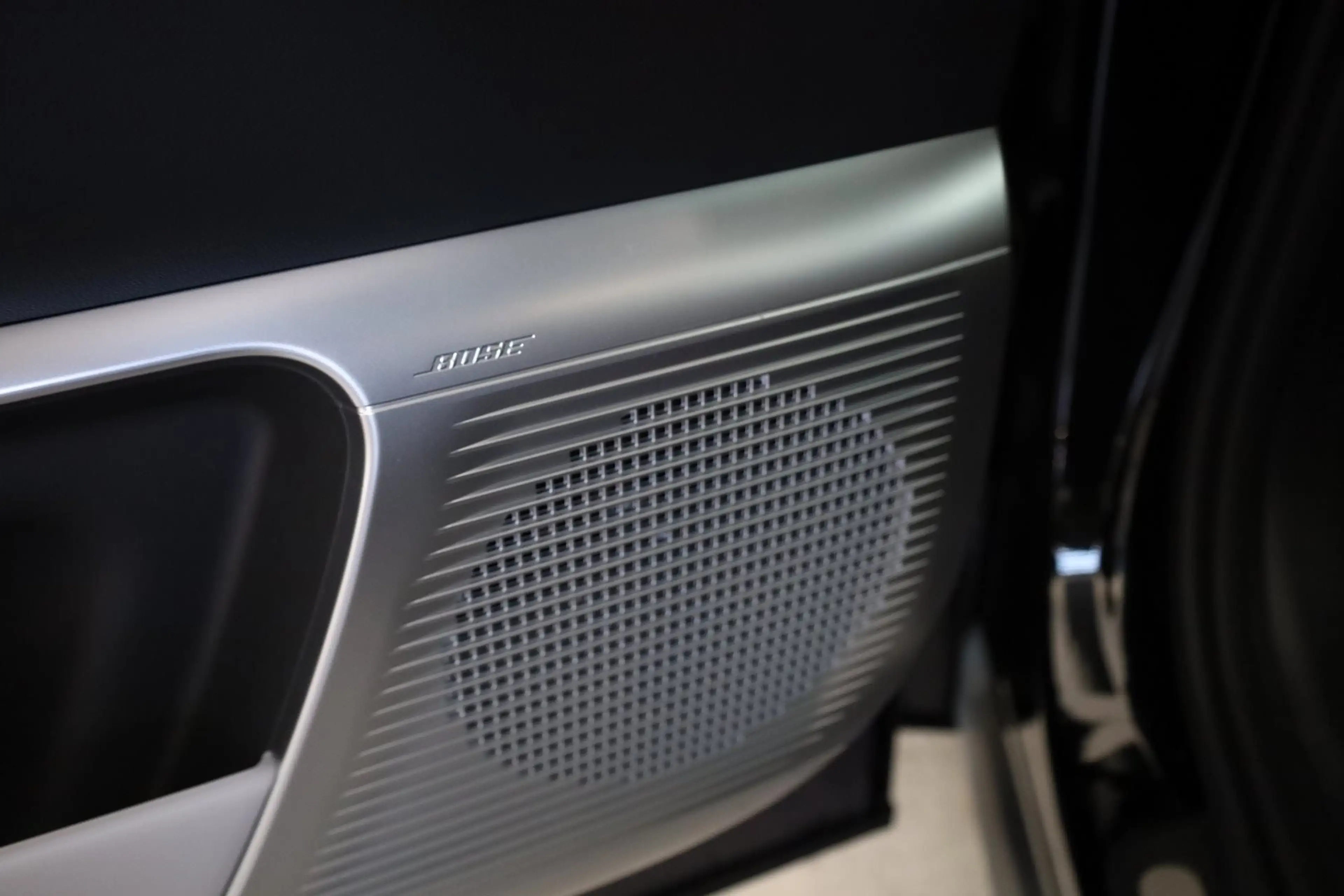 Hyundai IONIQ 9 IONIQ 9 Calligraphy 110 kWh 4WD abzgl. möglicher S — photo 7