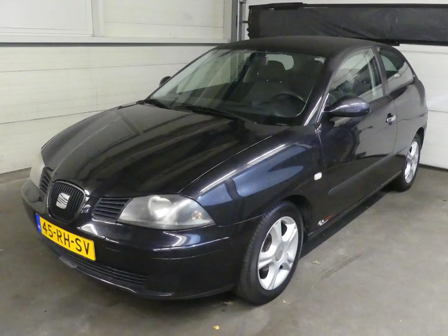 SEAT Ibiza 1.4-16V Reference - Airco - Mooie auto! - Nieuwe A Zwart - 1