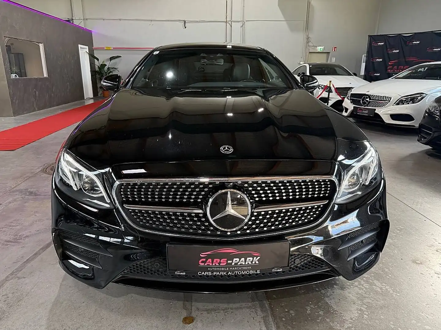 Mercedes-Benz E 220 E 220 d (238.314) *AMG-Paket* Schwarz - 2
