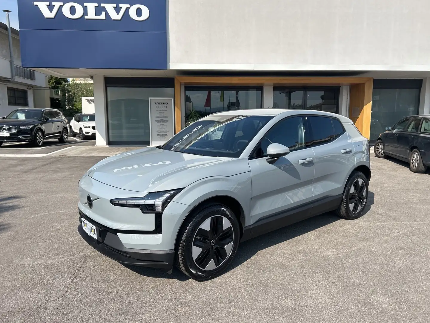 Volvo EX30 Single Motor RWD Core - 1