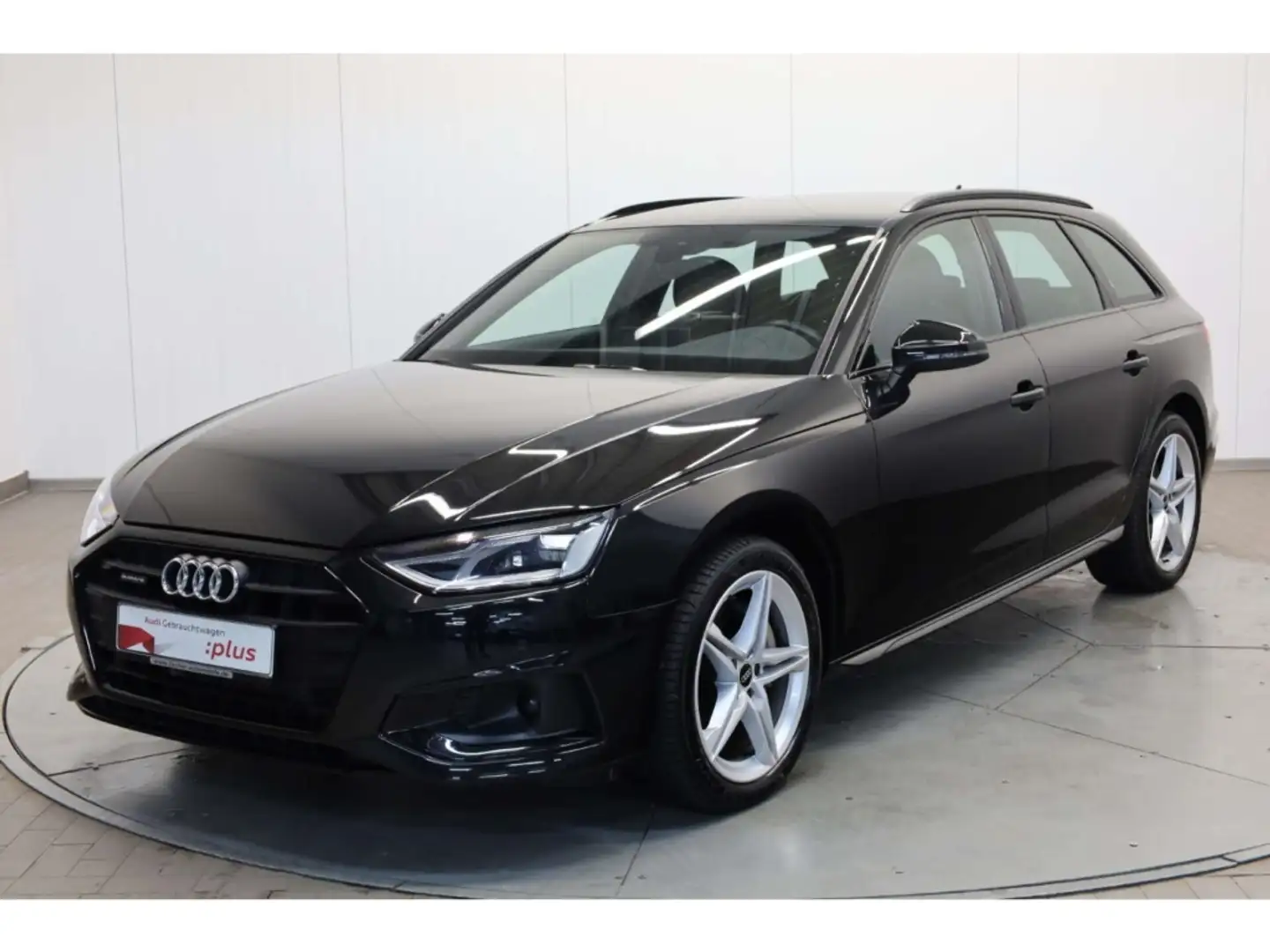 Audi A4 Avant 40 TDI quattro Advanced NAV/Virt+/18'' Schwarz - 2