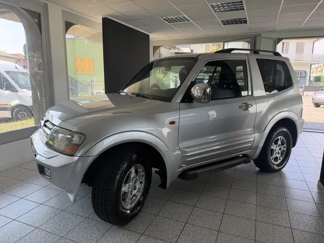 Mitsubishi Pajero Pajero III 2000 3p 3.2 tdi 16v di-d GLX