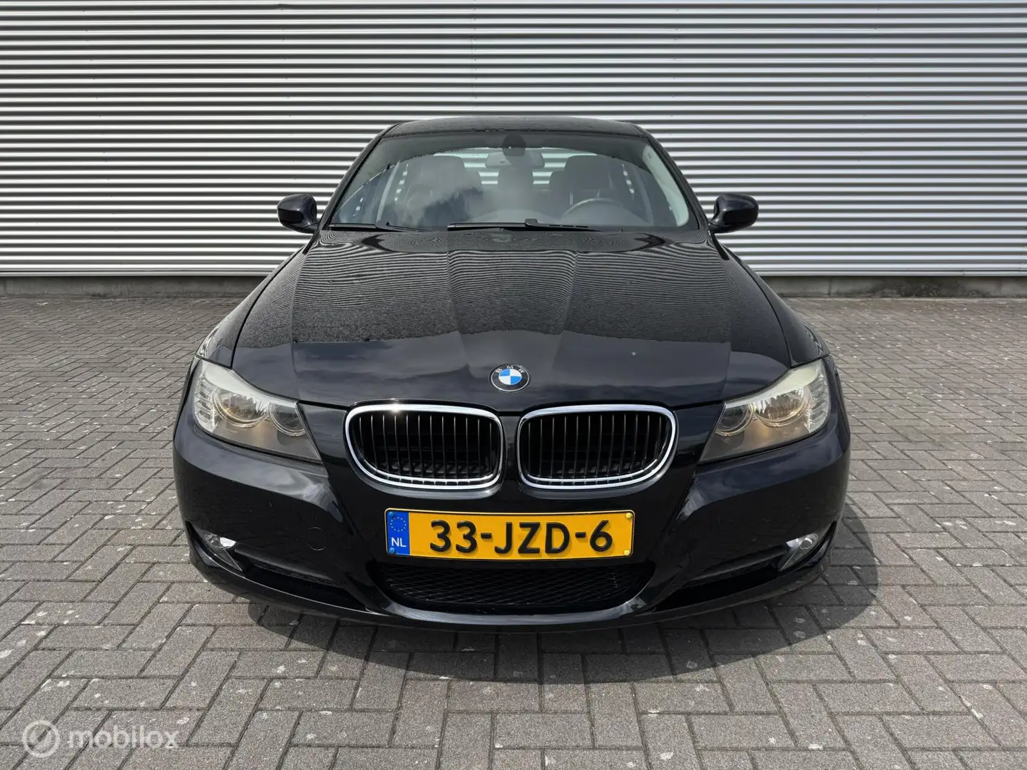 BMW 316 3-serie 316i Business Line | Xenon koplamp | Cruis crna - 2